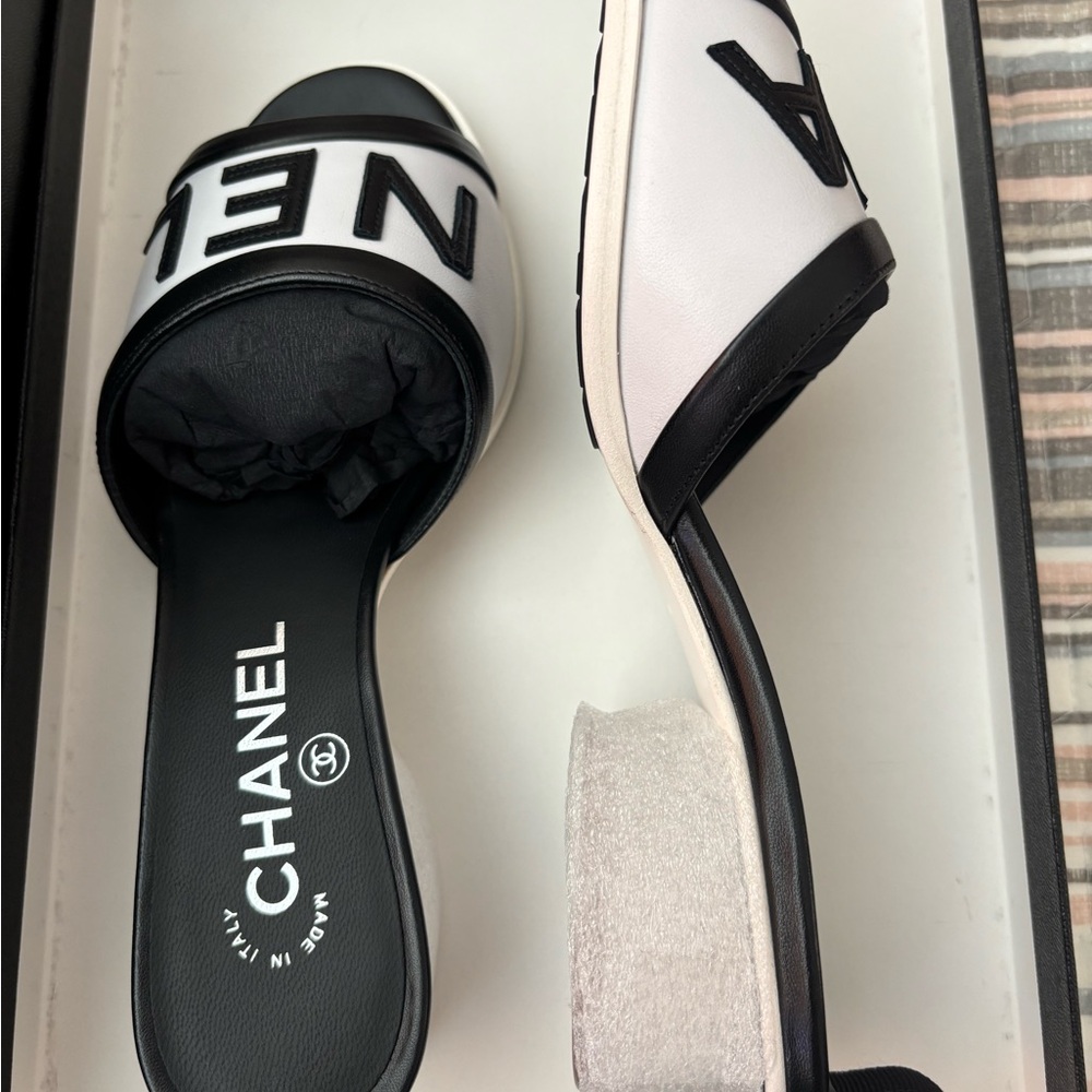 CHANEL Black & White Logo Slide Mules - Picture 4 of 9